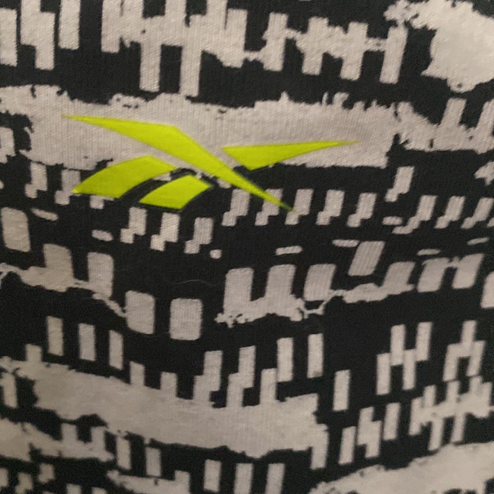 reebok non-padded sports bra - Picture 4 of 4